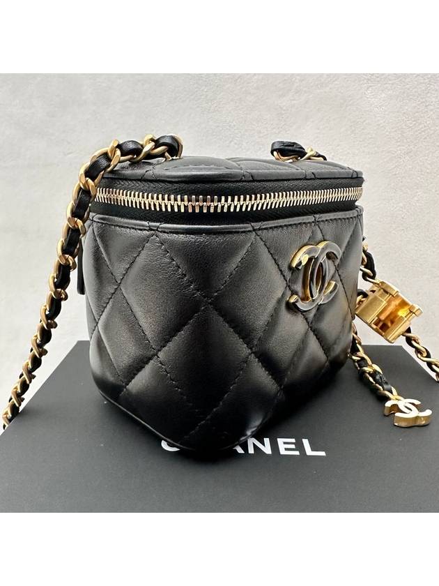 24 Years Women s Vanity Mini Bag Cross Chain Adjustable Black Gold LUX2407021