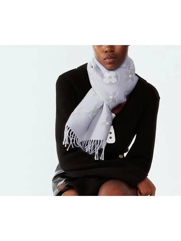 Women's LV Essential Scarf M78895