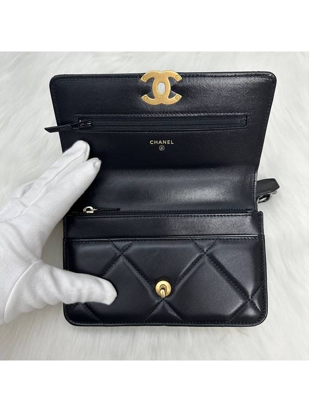 Women's 19 Bag WOC Top Handle Logo Leather Mini Bag Black