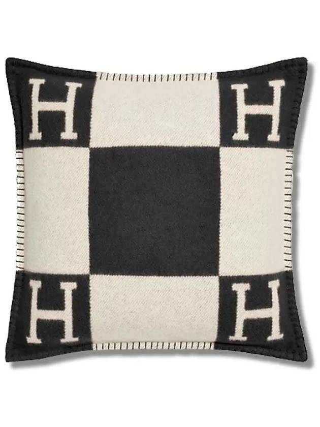 Hermes Avalon Small Cushion Black