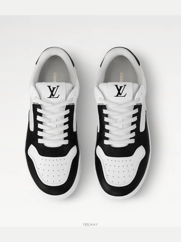 1AD5IJ NEW LV Stadium Sneakers