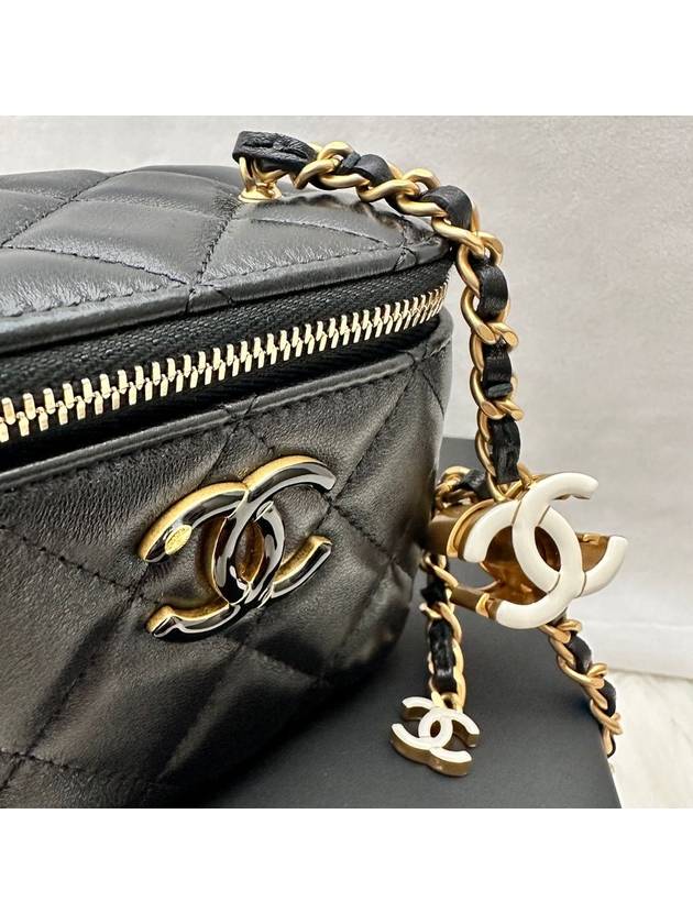 24 Years Women s Vanity Mini Bag Cross Chain Adjustable Black Gold LUX2407021