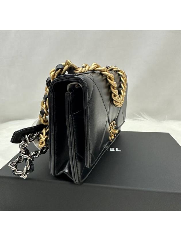 Women's 19 Bag WOC Top Handle Logo Leather Mini Bag Black