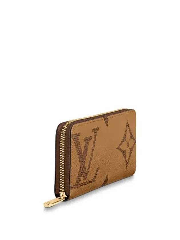 Zippy Wallet Monogram Reverse Giant