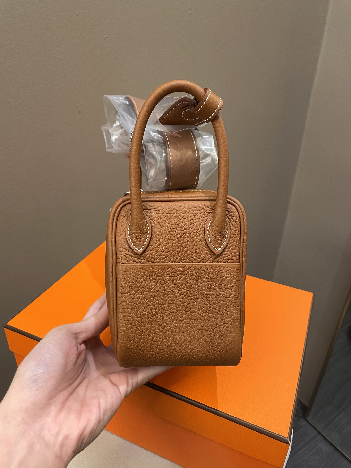 Hermes Mini Lindy Gold Clemence