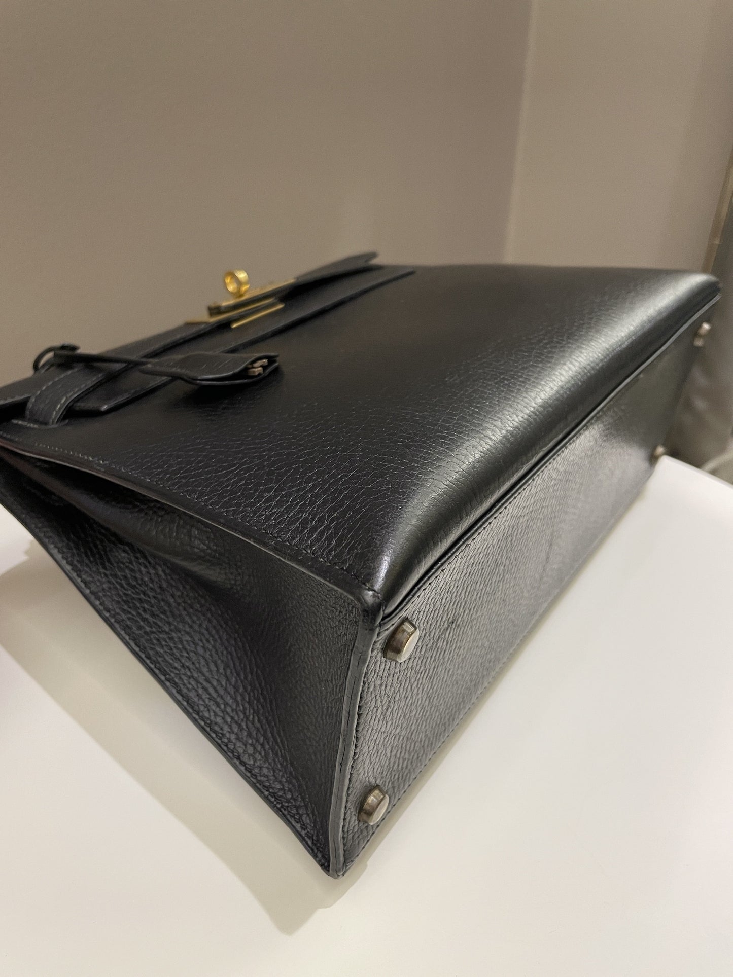 Hermes Vintage Kelly 28 Black Ardennes