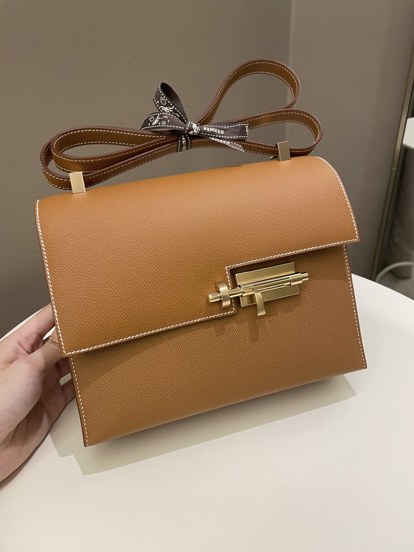 Hermes Verrou 21 Gold Epsom