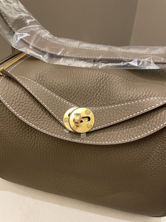 Hermes Lindy 26 Etoupe Clemence