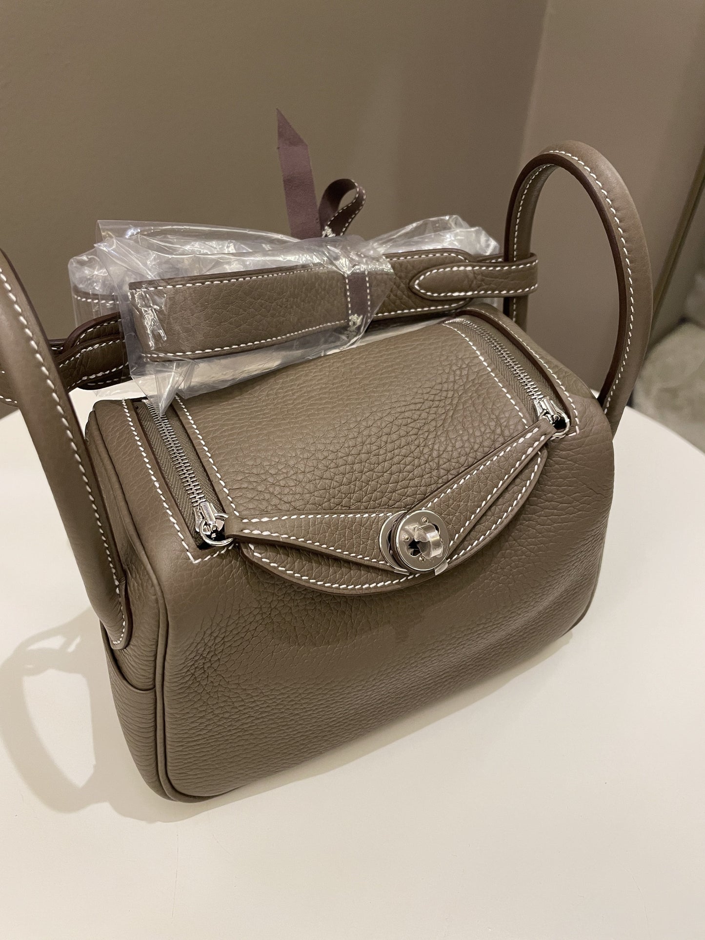 Hermes Mini Lindy Etoupe Clemence