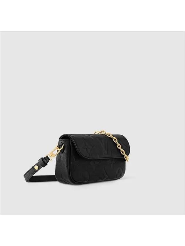 Women's Ivy Monogram Empreinte Chain Long Wallet Black